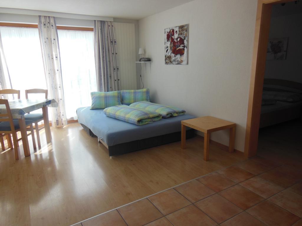 Haus Viola Apartment Самнаун Екстериор снимка